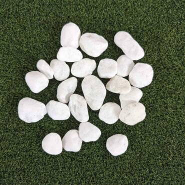 Snow White Pebbles